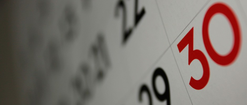 Revise el calendario antes de venir